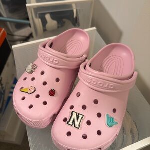 Women’s crocs